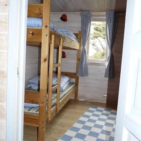 بيت للعطل Lille Haugesund 8x Incl Motorboot Hagland