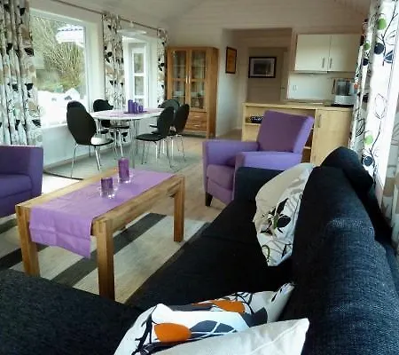 Lille Haugesund 8x Incl Motorboot بيت للعطل