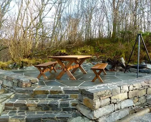 Lille Haugesund 8x Incl Motorboot * Hagland